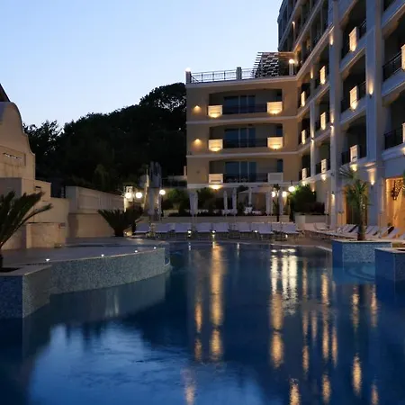 Penelope Palace Hotel