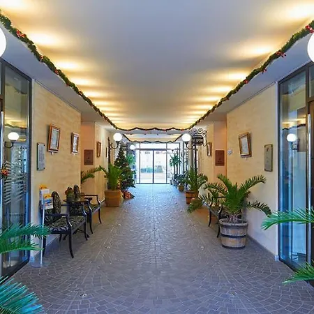 Hotel Penelope Palace 3*